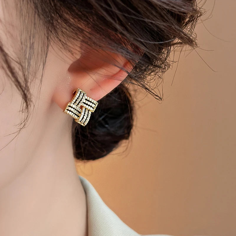 Women's Geometric Cubic Zirconia Stud Earrings