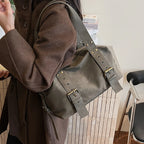 Women's Shoulder Bag Vintage Baguette-Shape PU Leather Zipper Crossbody Bag with Phone Pocket