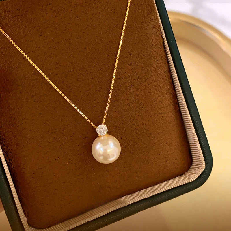 Women's Gold-Tone Simulated Pearl Pendant Necklace