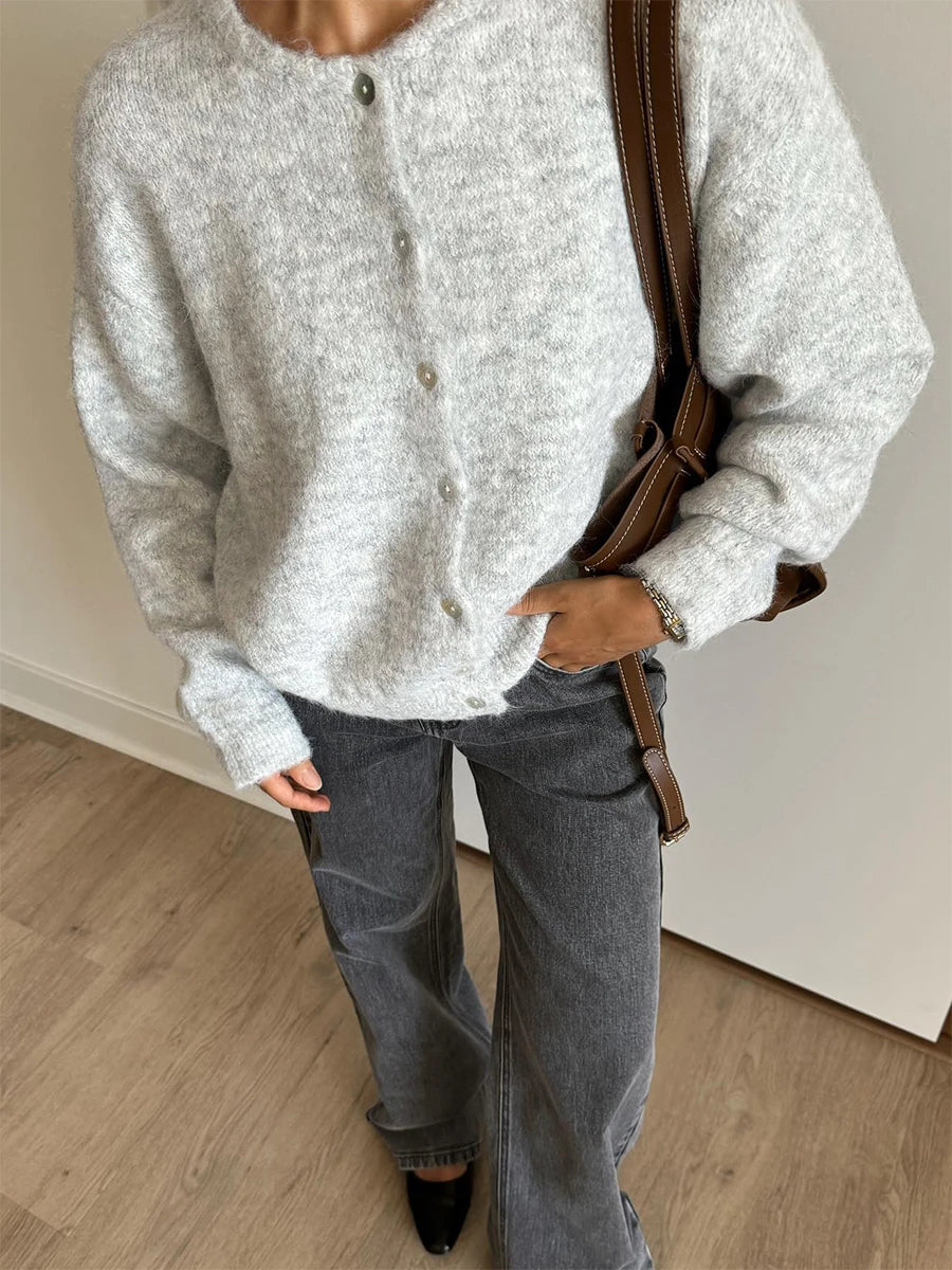 Women's Soft and Sticky Cardigan 2026 New Series Round Neck Front Button Design Sweater Suitable for Outdoor Wear