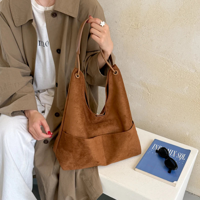 Women's Hobo Bag Vintage Large-Capacity Soft Faux-Suede Hasp Shoulder Bag with Phone Pocket