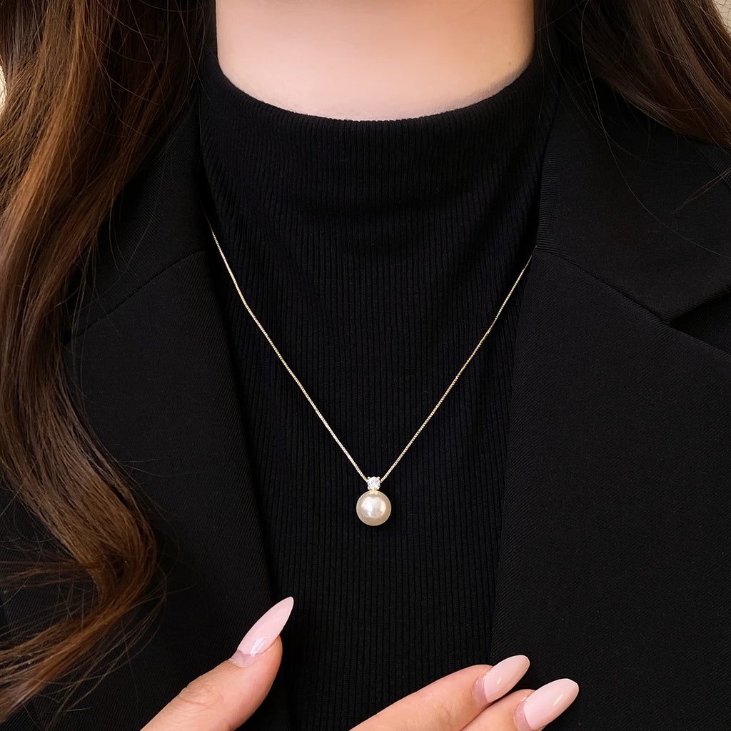 Women's Gold-Tone Simulated Pearl Pendant Necklace