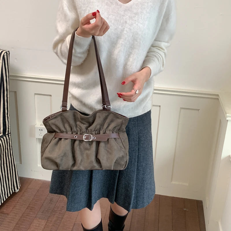 Women's Shoulder Bag Vintage Ruched PU Leather Zipper Tote Bag with Phone Pocket & Charm