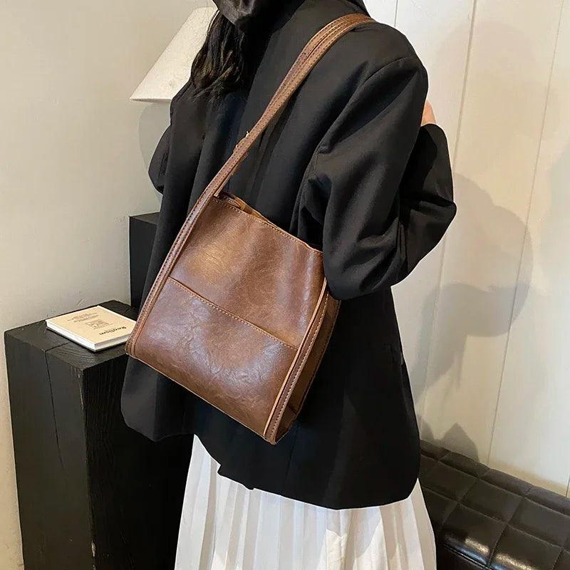 Retro Leather Shoulder Bags Women Snap With Interior Purse Outer Pocket Handbag