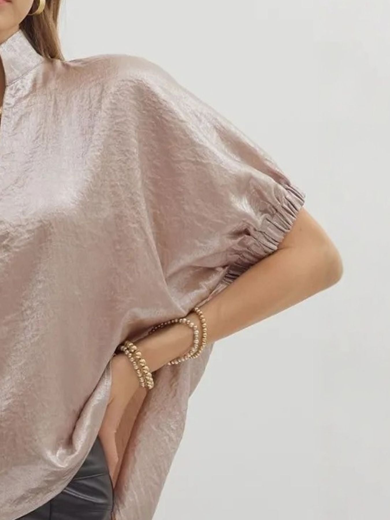Women's Blouse Metallic Shimmering V-Neck Short Sleeve Casual Fashion Top