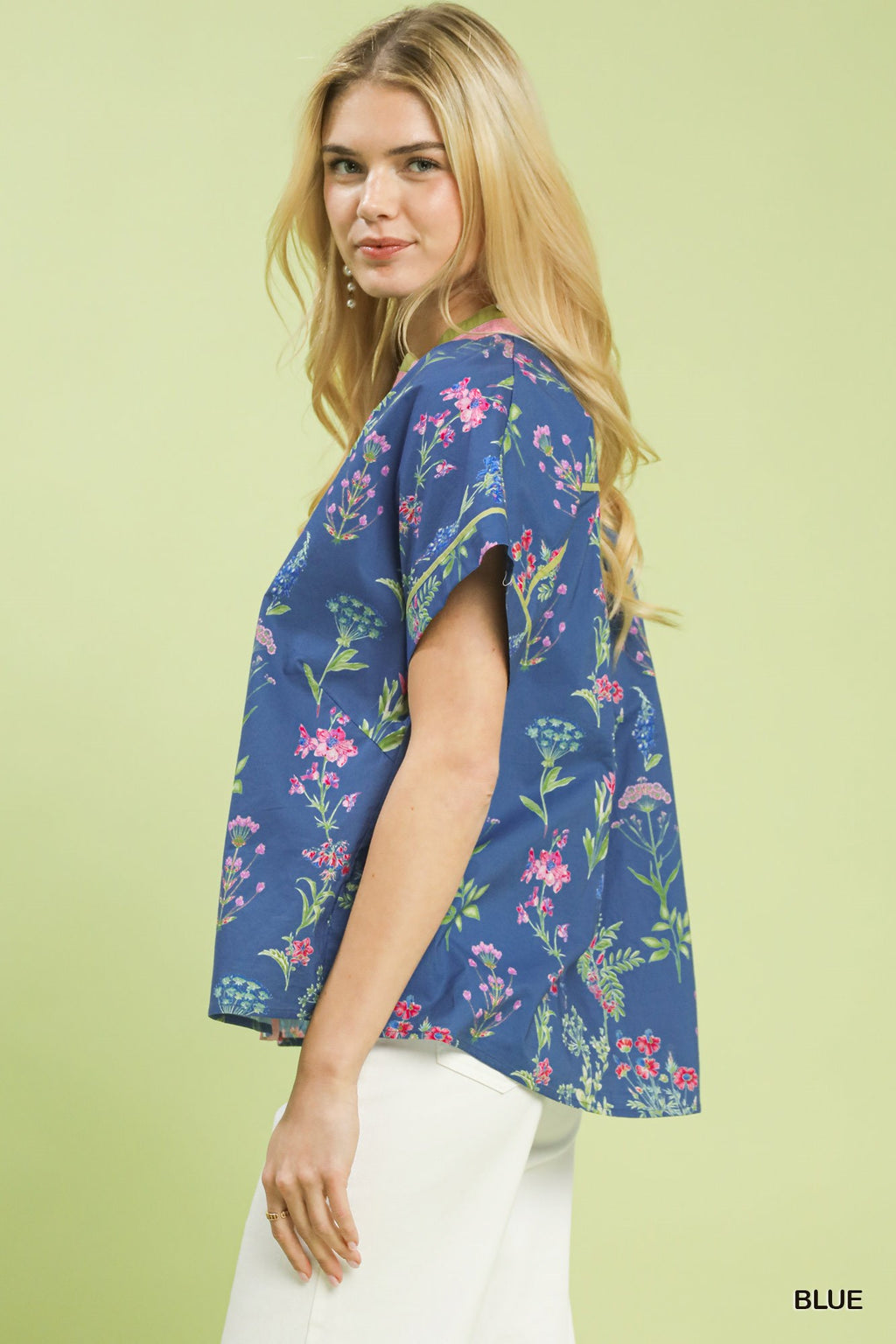 Umgee Cotton Floral Shirt Blouse V-Neck Button Contrast Trim Casual Blue Top