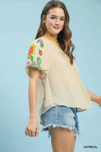 Umgee Casual Blouse Floral Embroidered Puff Short Sleeve V-Neck Ruffle Top