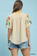 Umgee Casual Blouse Floral Embroidered Puff Short Sleeve V-Neck Ruffle Top