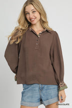 Umgee Bluse Halber Knopfkragen Leopard Besatz Braun Langarm Freizeit-Top