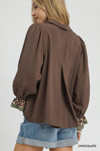 Umgee Bluse Halber Knopfkragen Leopard Besatz Braun Langarm Freizeit-Top