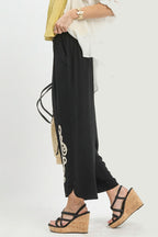 Umgee Leinenhose Schwarz mit Blumenstickerei Weites Bein Boho Knöchelhose