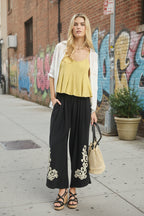 Umgee Leinenhose Schwarz mit Blumenstickerei Weites Bein Boho Knöchelhose