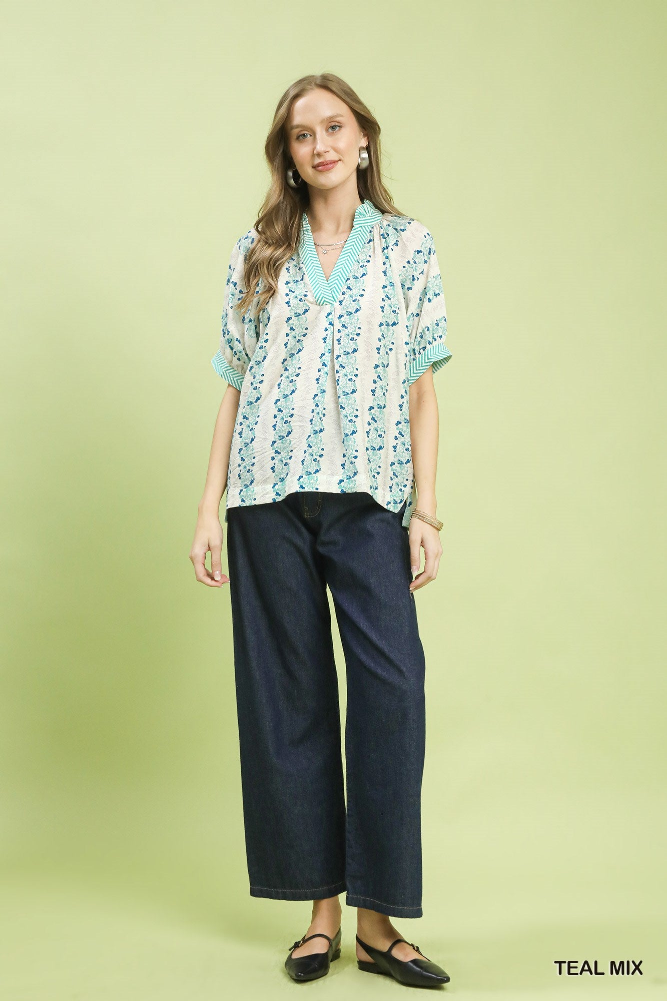 Umgee Blouse Floral V-Neck Stripe Trim Casual Teal Green Short Sleeve Top