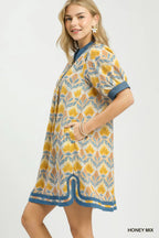 Umgee Baumwolle Blumenmuster Honiggelb Mix Print Mini V-Ausschnitt Spitzenbesatz Casual