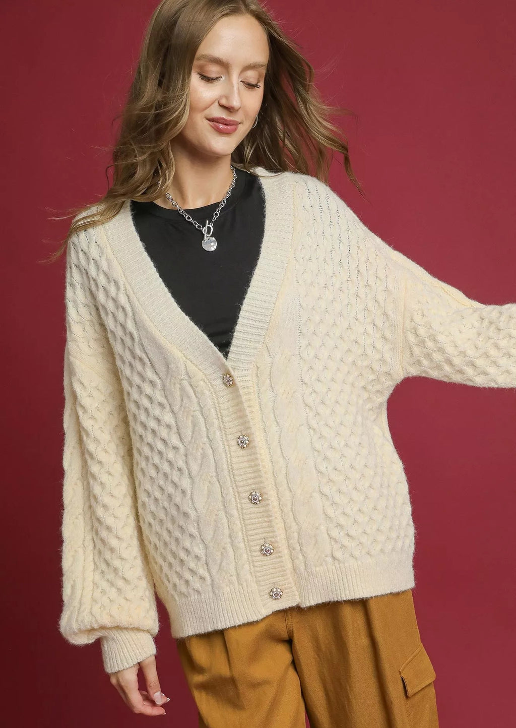 Umgee Cardigan Cream Cable Knit Pearl Button V Neck CREAM Umgee_Cardigan_Cream_Cable_Knit_Pearl_Button_V_Neck Trendsi