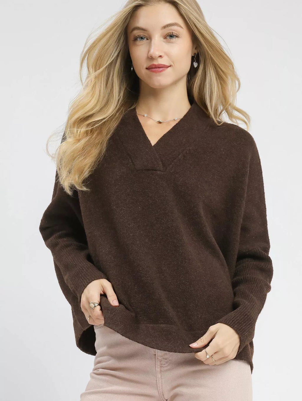 Umgee Sweater Brown V-Neck with Wide Trim Detail Ribbed Pullover ESPRESSO Umgee_Sweater_Brown_V-Neck_with_Wide_Trim_Detail_Ribbed_Pullover Trendsi