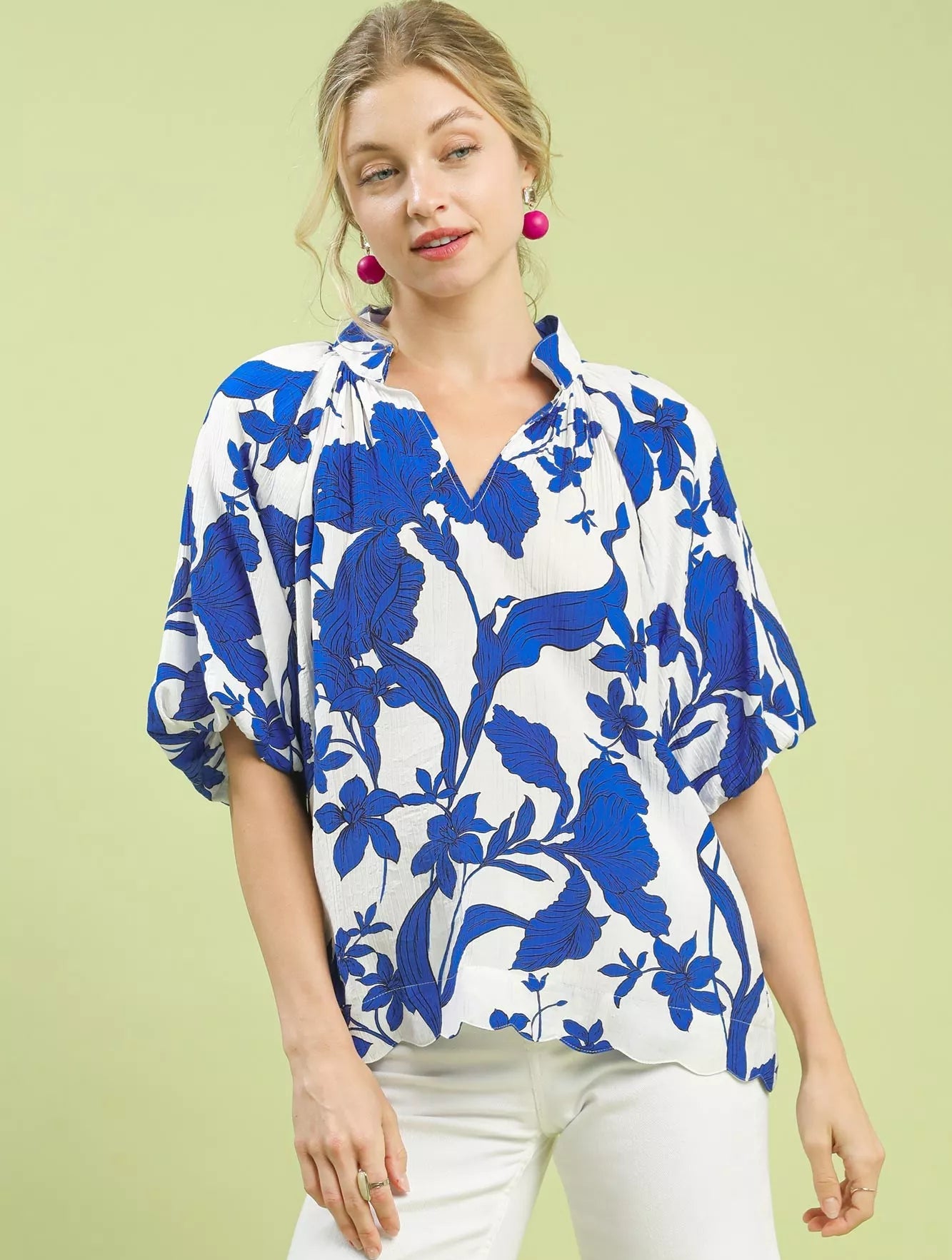 Umgee Womens Blouse Ocean Blue Floral Print Puff Sleeve Top with Scallop Hem OCEAN MIX Umgee_Womens_Blouse_Ocean_Blue_Floral_Print_Puff_Sleeve_Top_with_Scallop_Hem Trendsi