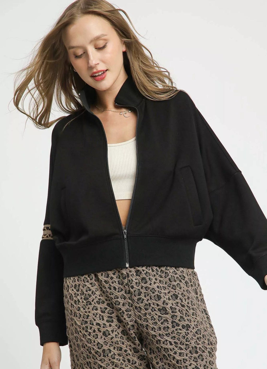 Umgee Womens Cropped Jacket Zipper Up Black with Leopard Trim Black Umgee_Womens_Cropped_Jacket_Zipper_Up_Black_with_Leopard_Trim Trendsi