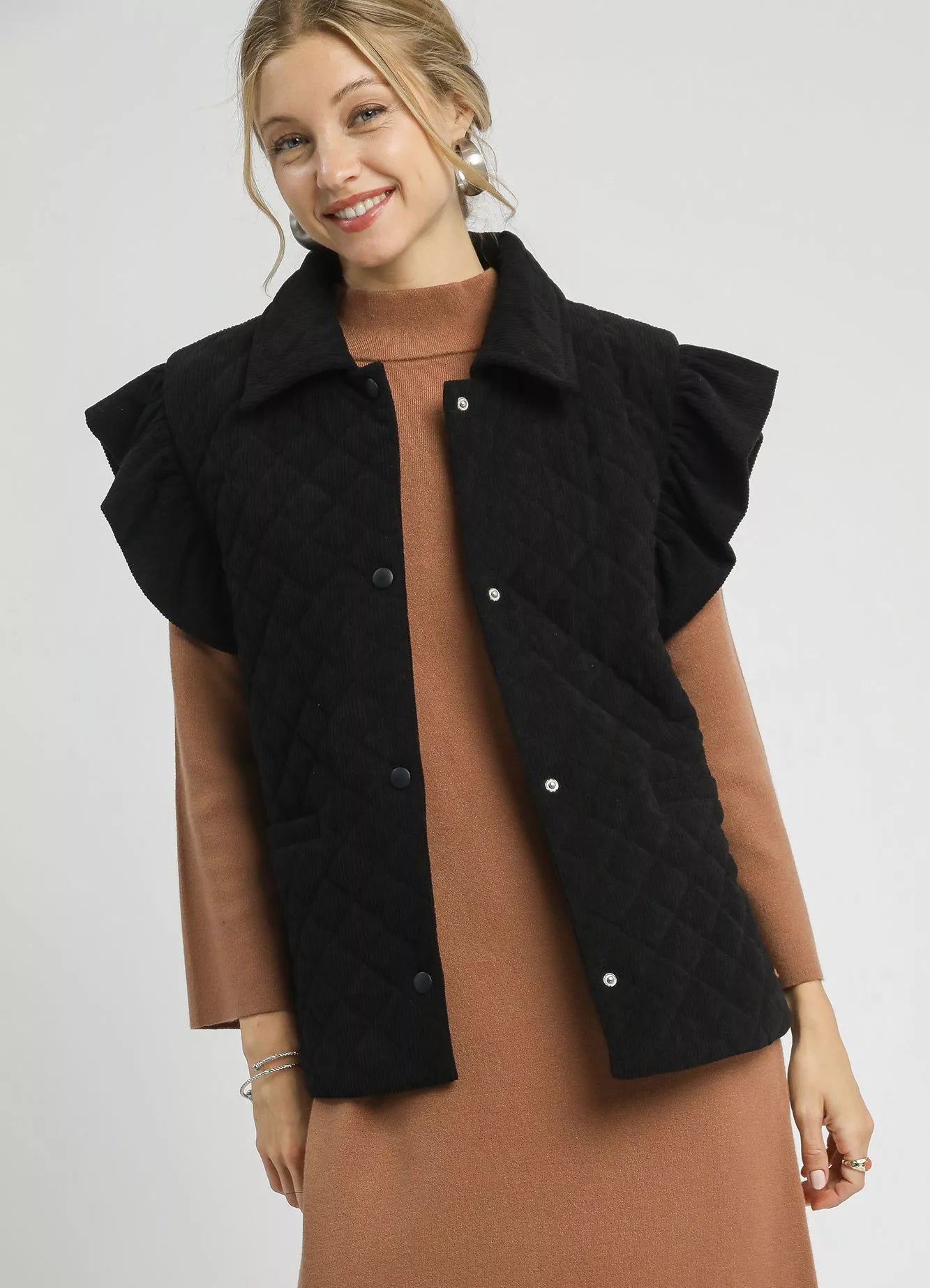 Umgee Womens Vest Corduroy Quilted Black Ruffle Short Sleeve Outwear