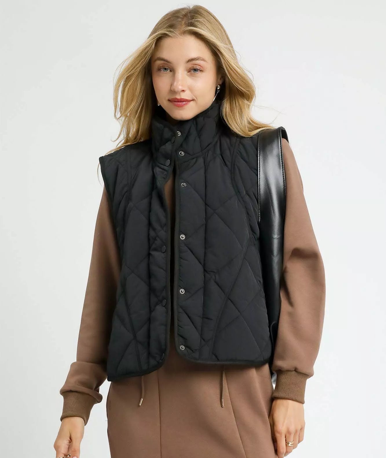 Umgee Womens Vest Quilted Black Snap-Front Puffer Sleeveless Outwear