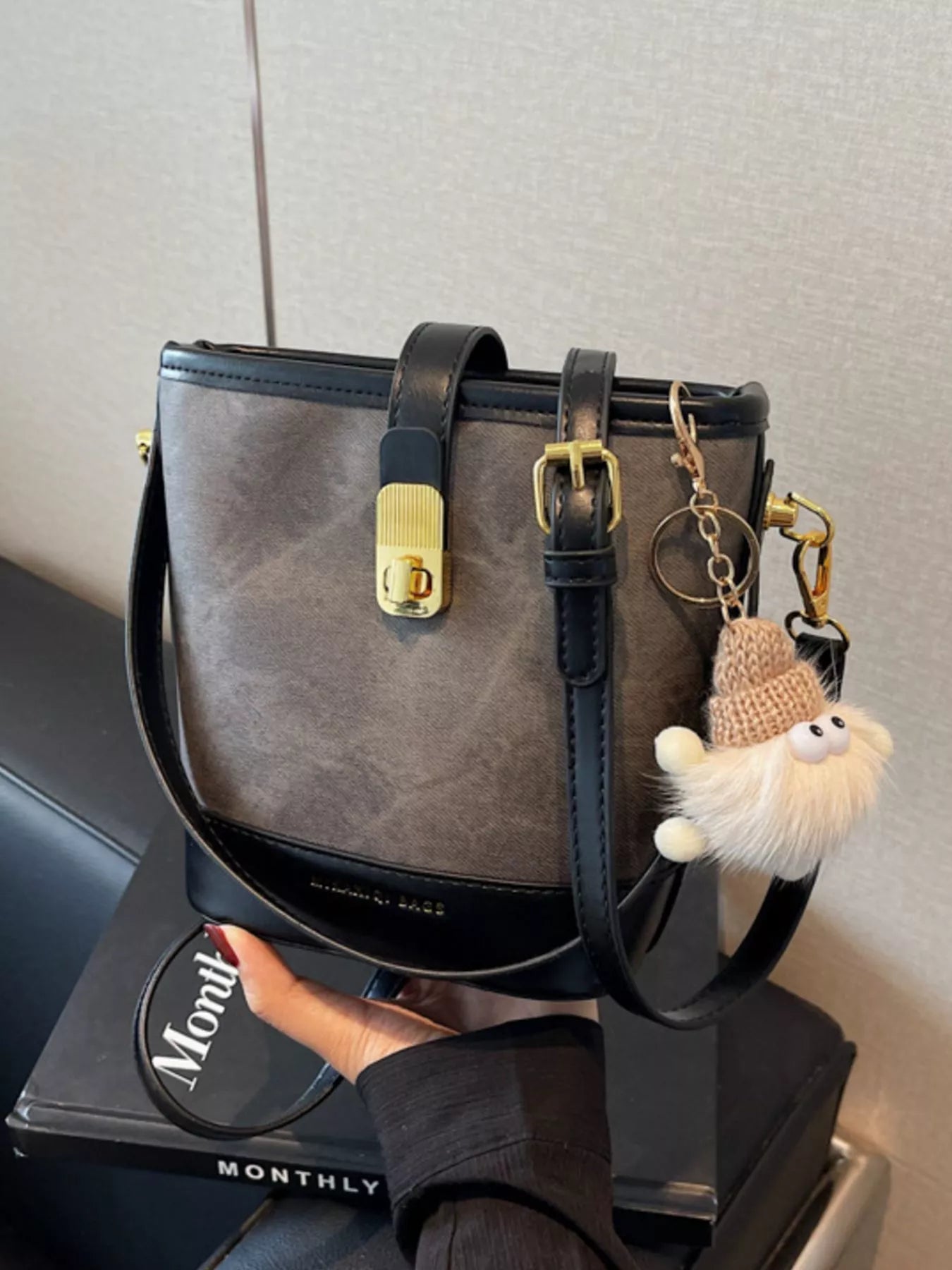 Womens Bucket Dark Brown Pu Leather Crossbody Bag Dark Brown One Size Womens_Bucket_Dark_Brown_Pu_Leather_Crossbody_Bag Trendsi