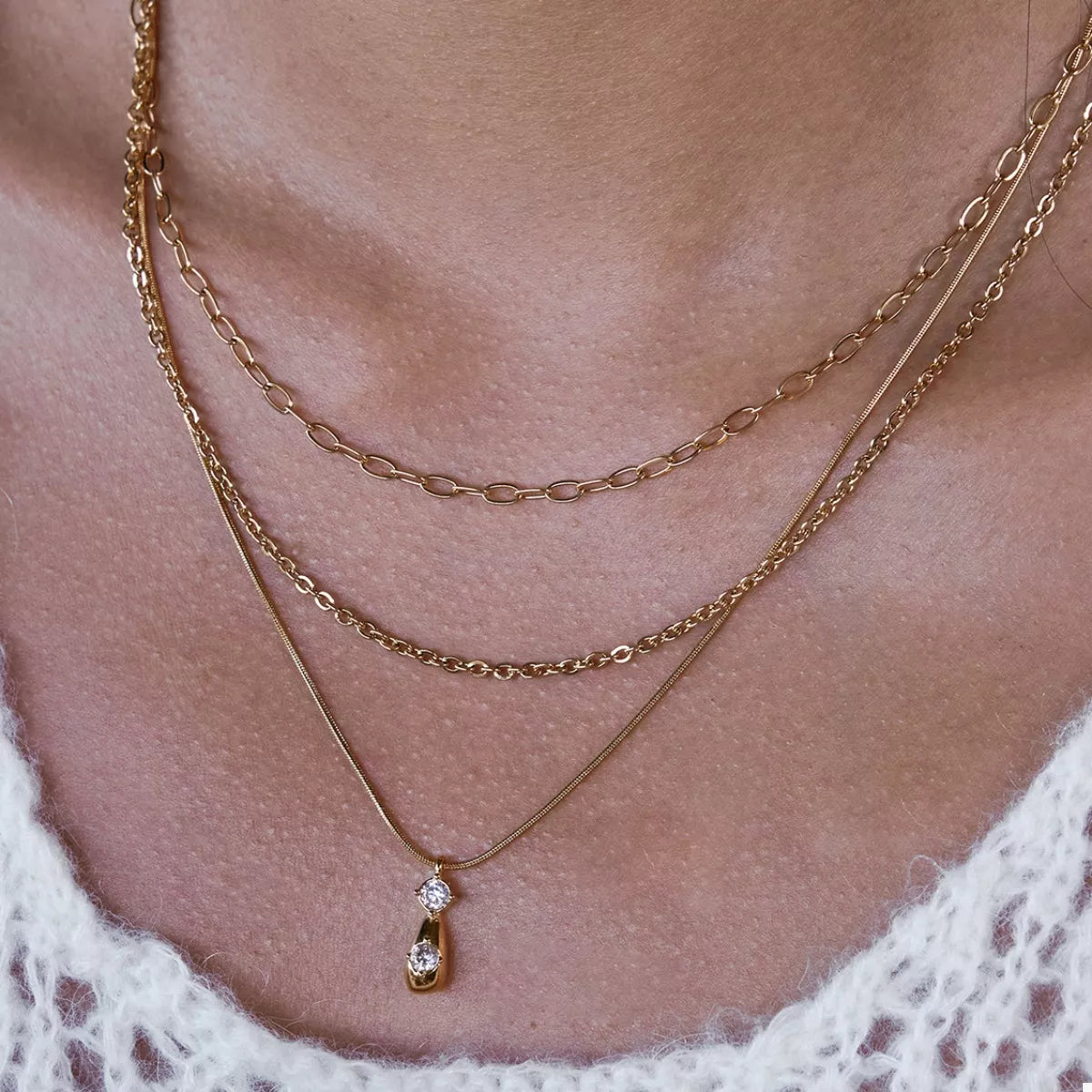 Womens Pendant Necklace 18K Gold-Plated and Zircon Three Layered Jewelry Womens_Pendant_Necklace_18K_Gold-Plated_and_Zircon_Three_Layered_Jewelry Trendsi