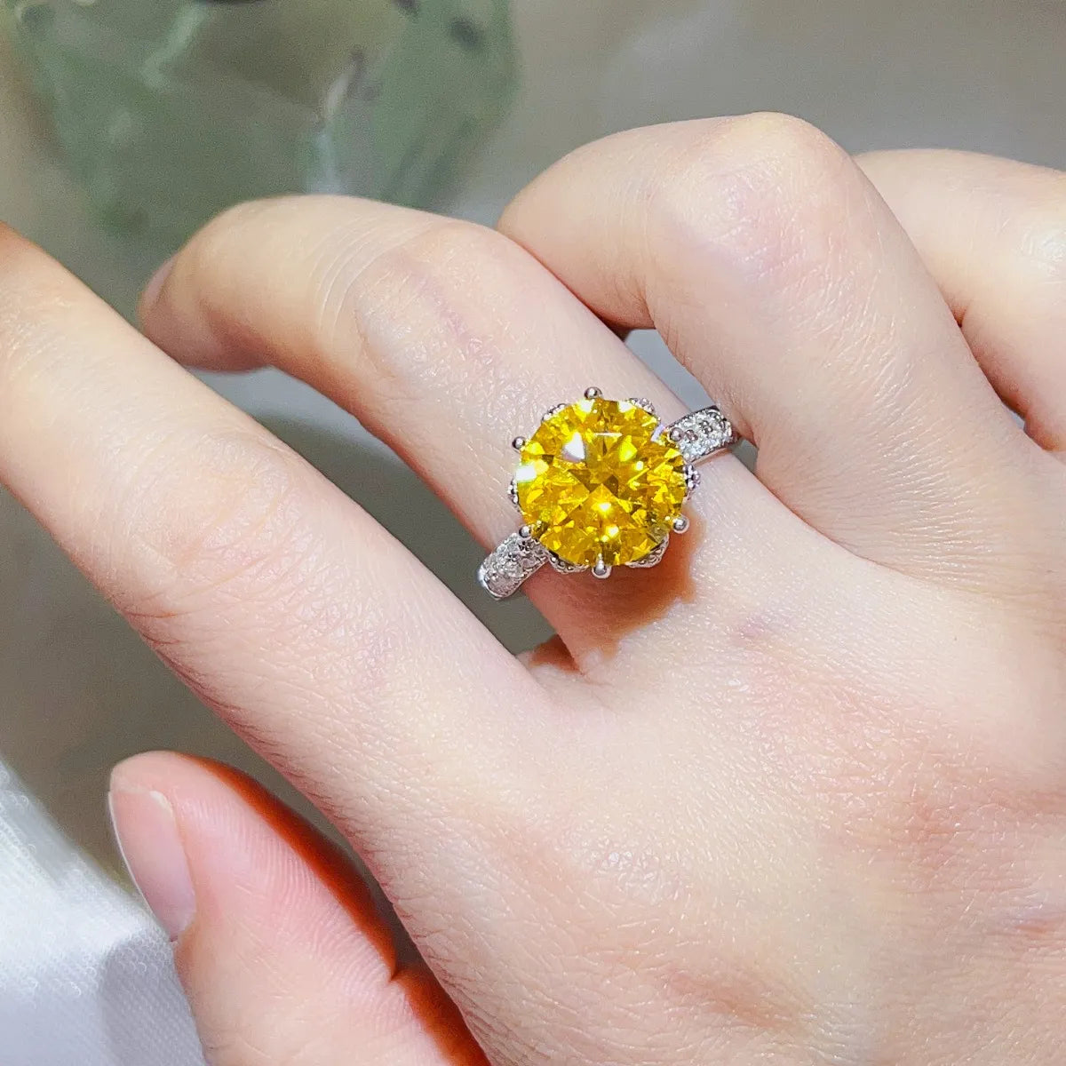Silver Ring 5 Carat Moissanite Yellow Stone 925 Sterling Platinum-plated Yellow a1261334-cd71-4aa7-95cf-cc7184359275-Max-Origin Trendsi