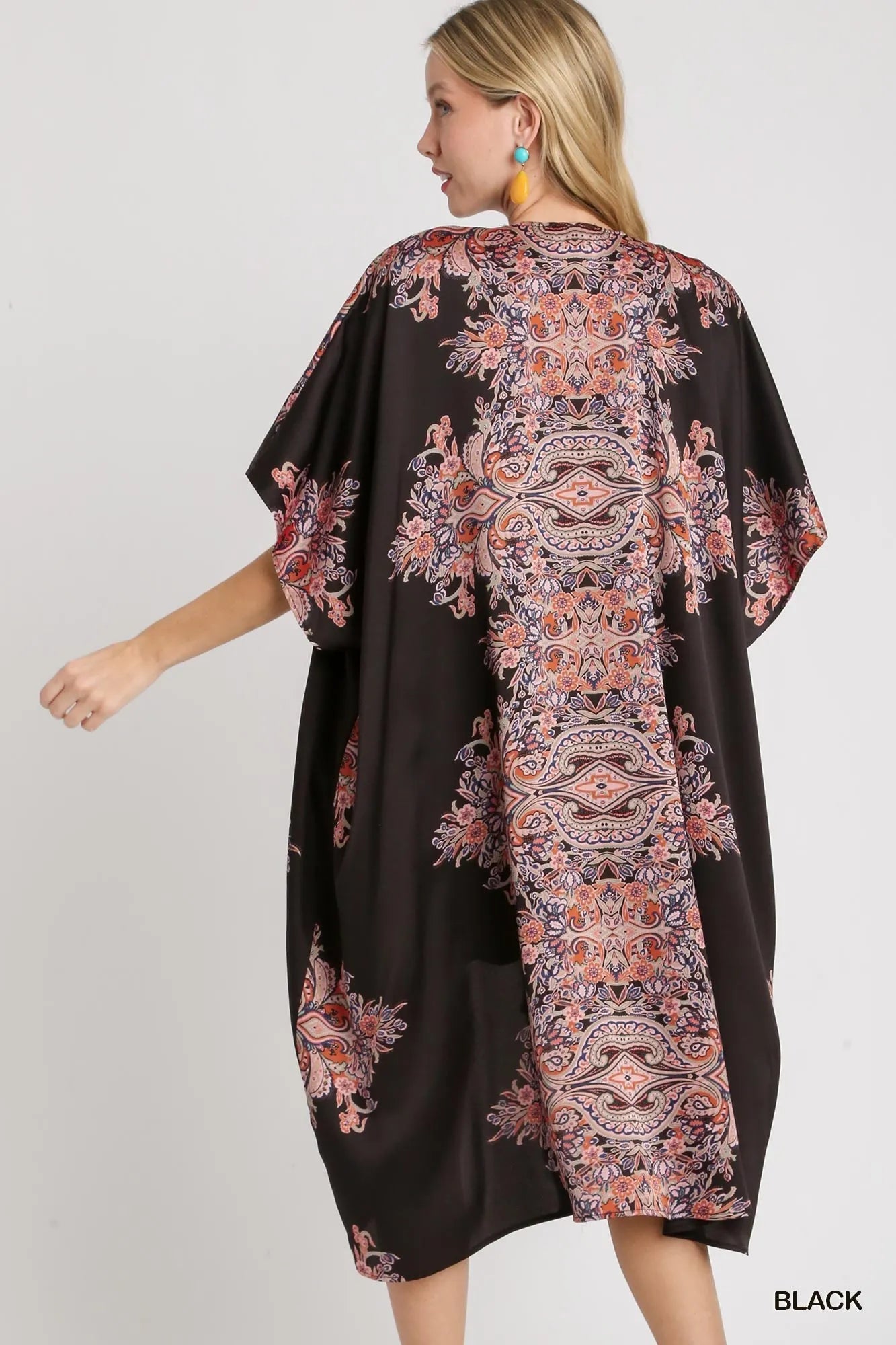 Umgee Kimono Satin Border Black Floral Print Short Sleeve Open Front Oversized a28742e9-8331-4461-8dfb-0799699a69a2-Max-Origin Trendsi