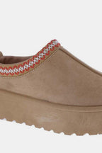 Weeboo Tan Slip-On Boots Faux Fur Platform Embroidered Trim Shoes a2bbe2a2-6230-4aa9-b05c-108139917854-Max Trendsi