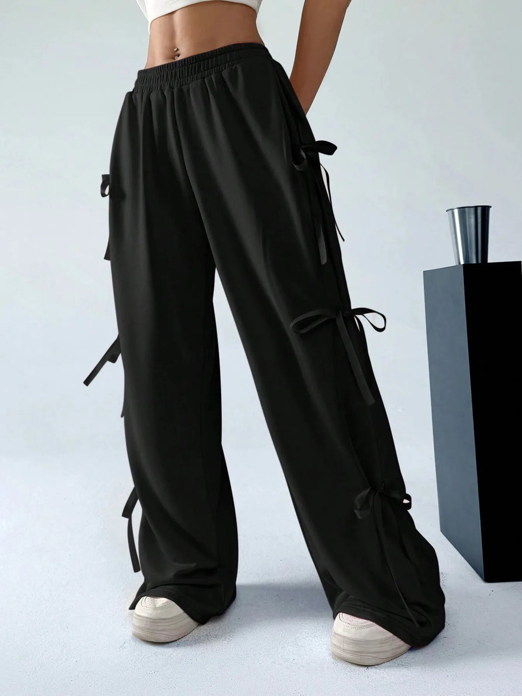 Women's Cargo Pants Black Wide Leg with Side Tie Details Leopard a348bbce6c4c479ca7d88a28cd2218cd-Max-Origin Trendsi