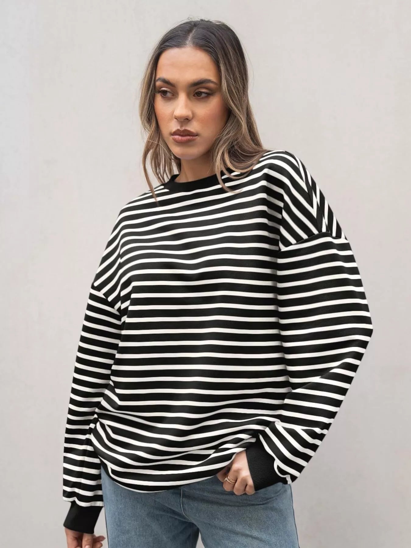 Women's Sweatshirt Striped Round Neck Oversized Casual Pullover a6d19c3ef7314d3b89bfffa5393dcc43-Max-Origin Trendsi