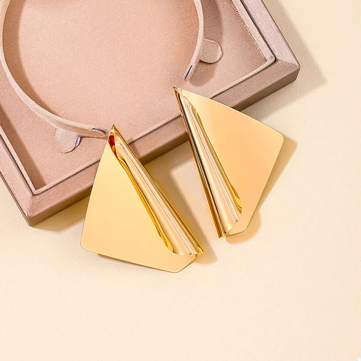 Triangle Earrings 18K Gold-Plated Gold Fashion Jewelry a6de0626-2570-44fa-b4c7-19fe0f8ace65-Max-Origin Trendsi
