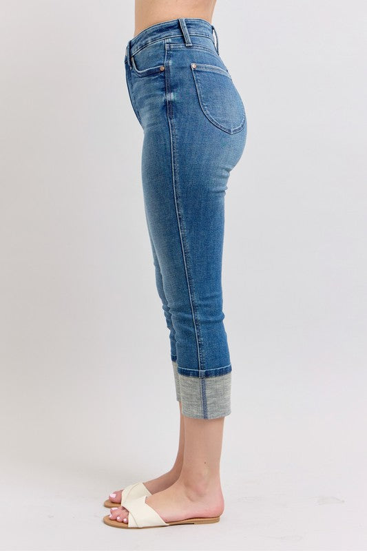 Judy Blue Skinny Cuff Capris Jeans with Pockets Medium Washed a70c2220-dee2-4de6-91dd-24355a262d3f-Max Trendsi