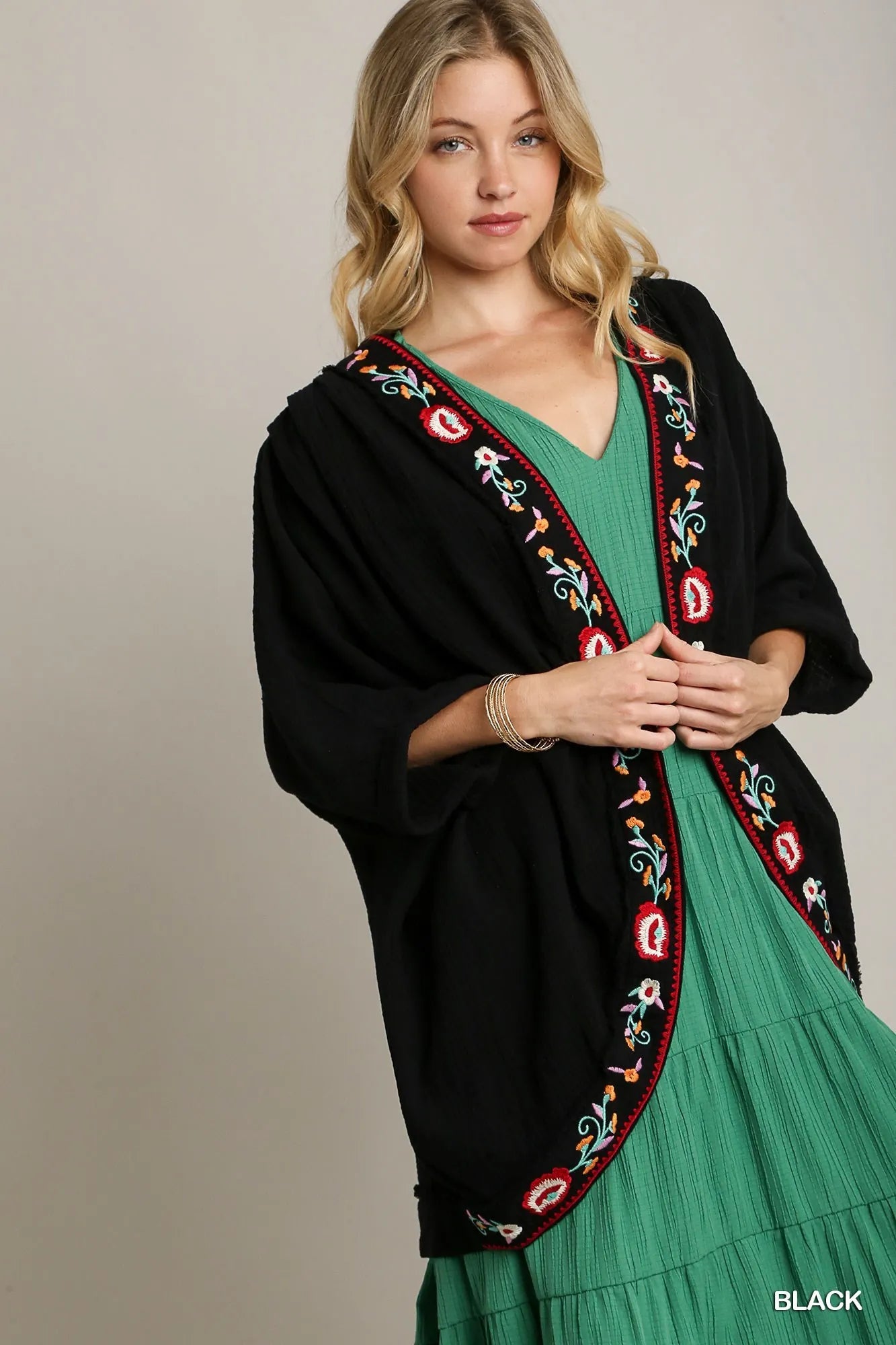 Umgee Kimono Black Cotton Embroidery Open Front with Pleated Shoulder Detail a72cdca9-7354-4c1d-abc8-38585058bea3-Max-Origin Trendsi