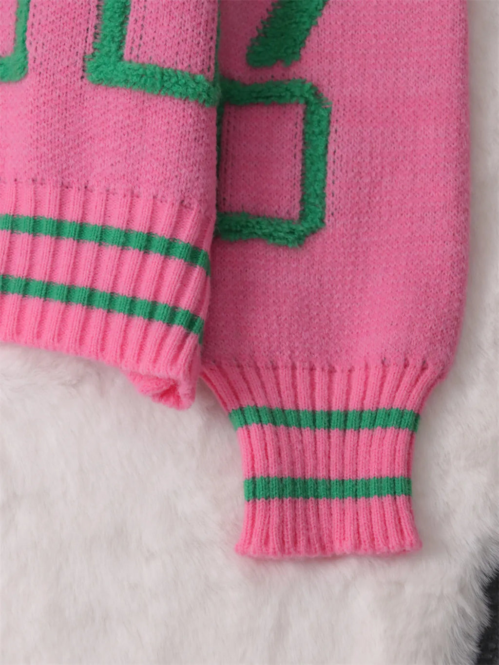 Women's Sweater Contrast Round Neck Long Sleeve Oversized Ribbed a82c639ff5d6404abbdfa16c970f75ad-Max-Origin Trendsi