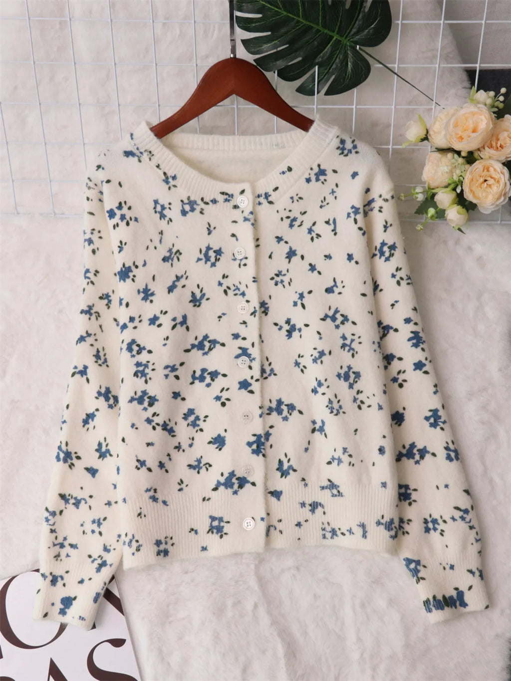 Women's Cardigan Floral Button-Up Long Sleeve Knit Round Neck a891ea05a4bd40688691924f9e76987d-Max-Origin Trendsi