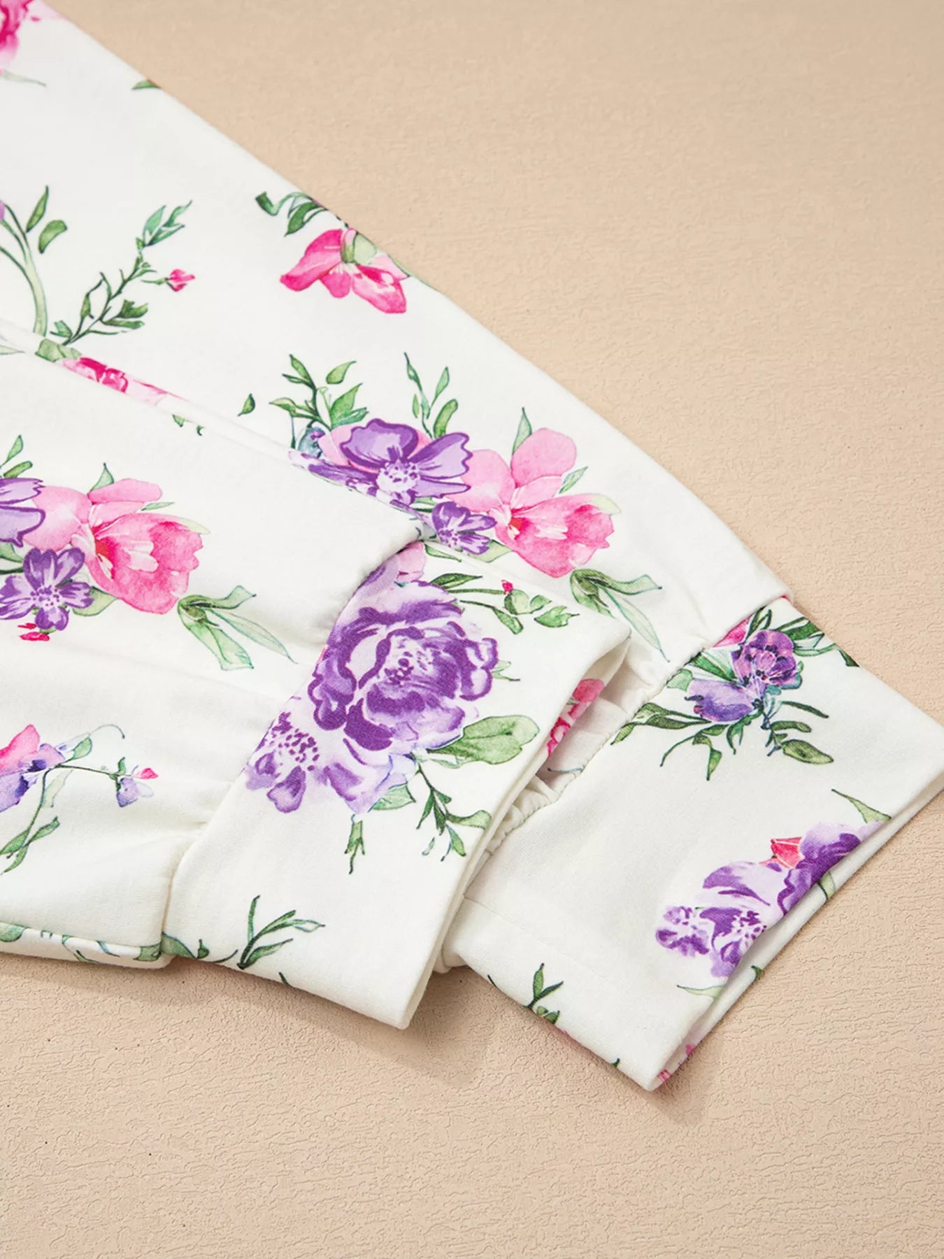 Women's Lounge Set Floral Print Round Neck Top and Drawstring Pants 2 Pcs a8d142daeffa400b8d1d0c9521f86e36-Max-Origin Trendsi