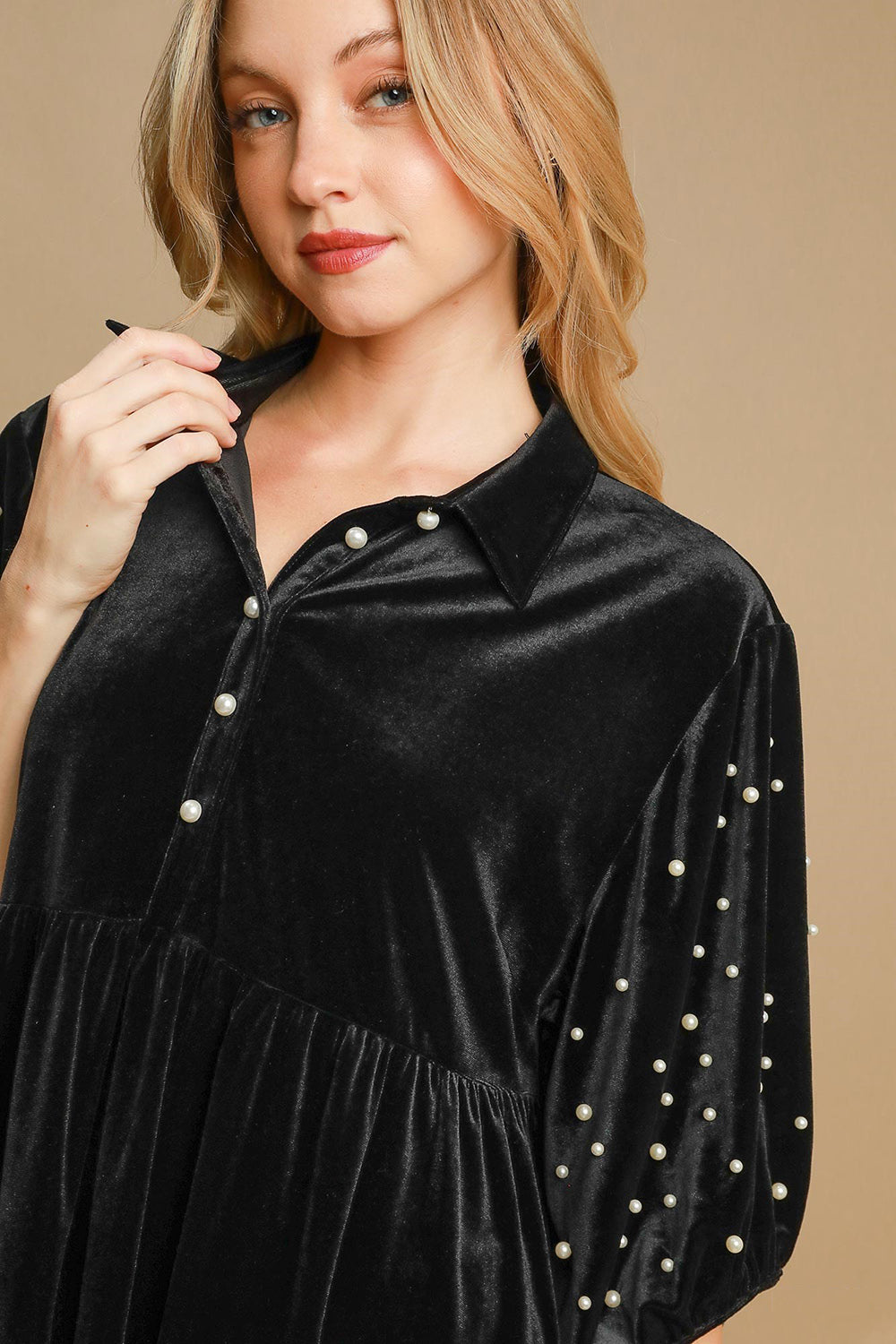 Umgee USA Pearl Babydoll Blouse Black Women Half Sleeve Velvet Ruffle Top