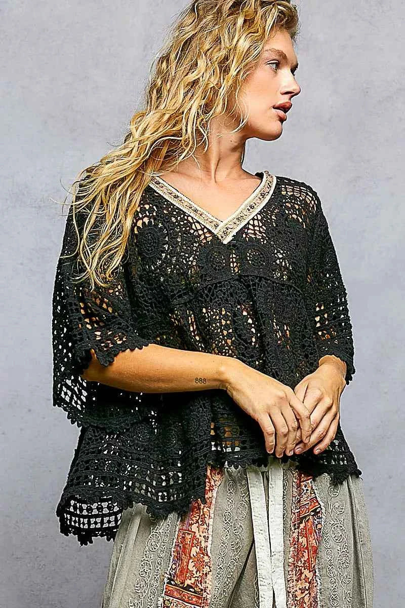 POL V-Neck Crochet Top with Scalloped Hem