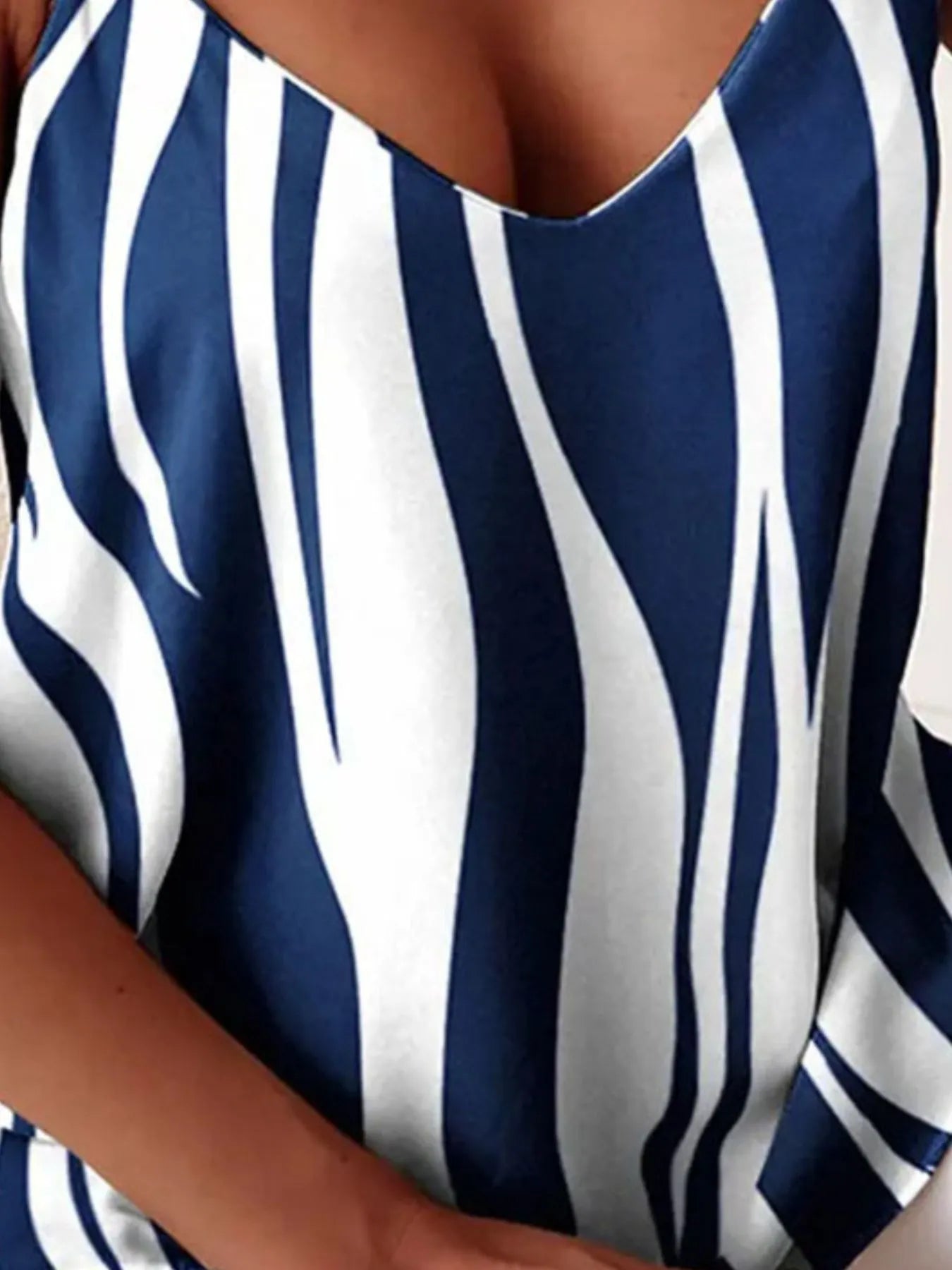 Women's Tank Top Chain Strap V-Neck Blouse ab86650f-a8d9-4229-bb81-d16cd18ca31c-Max-Origin Trendsi