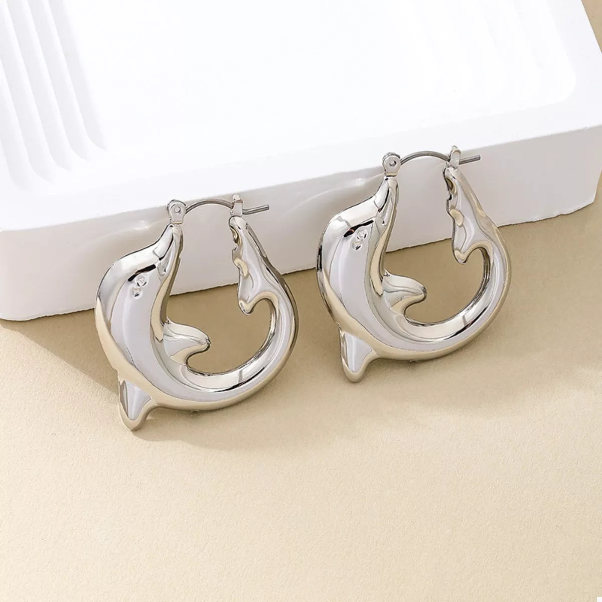 Hoop Earrings 18K Gold-Plated Dolphin Gold Silver Jewelry aba878df-f9b3-4b2f-9654-271b7773212d-Max-Origin Trendsi