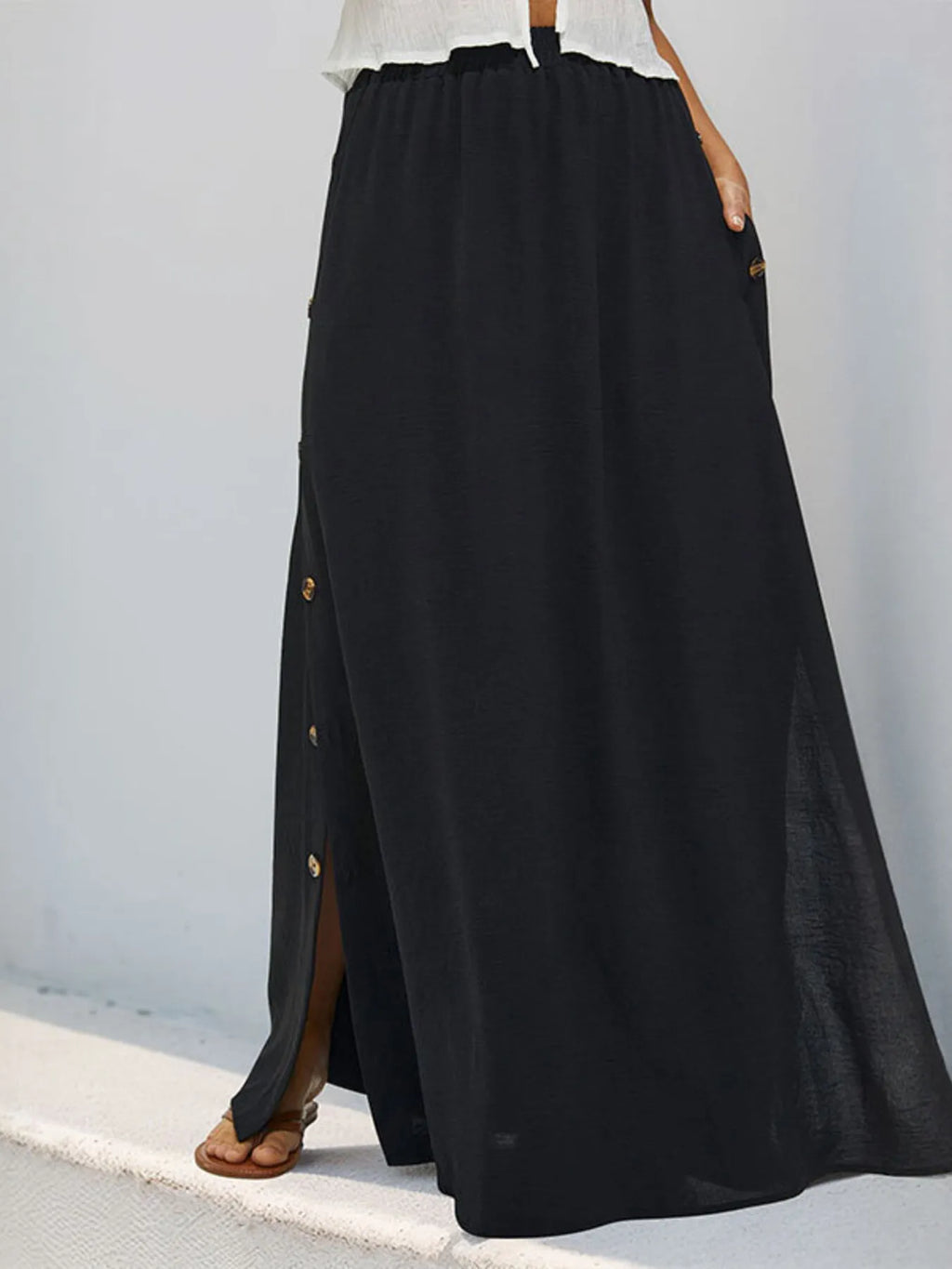 Black Maxi Skirt Side Buttoned High Waist Oversized with Pockets ace58c23b77041c681e930412bafef2b-Max-Origin Trendsi