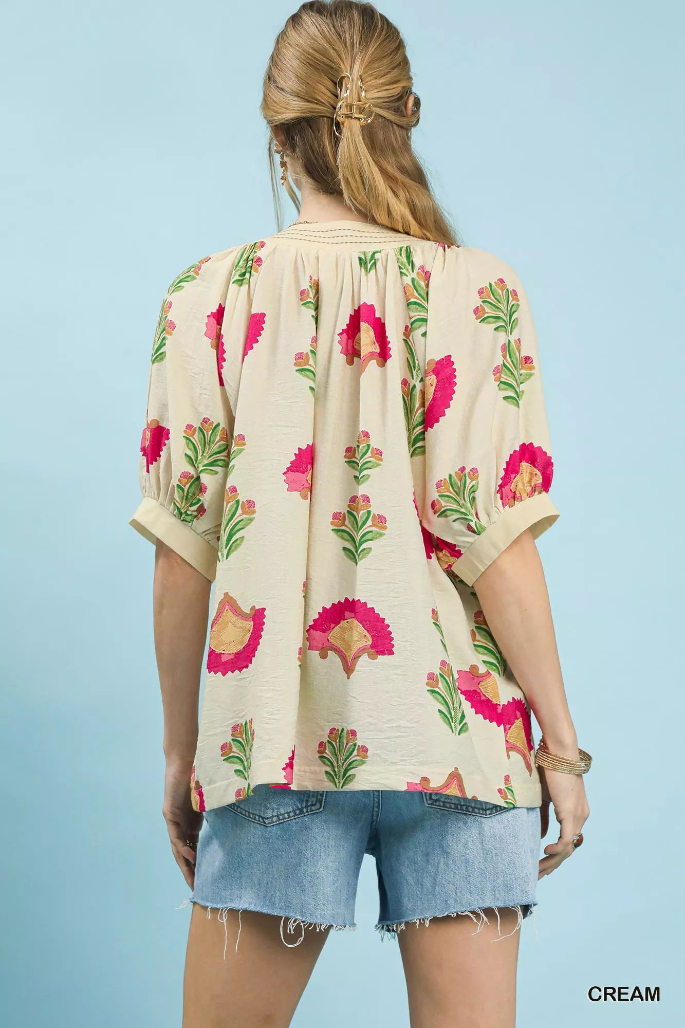 Umgee Blouse Cream Multi Abstract Print Top with Ruched Detail ad92077d-aac2-4863-a4b6-d52293a8e882-Max-Origin Trendsi