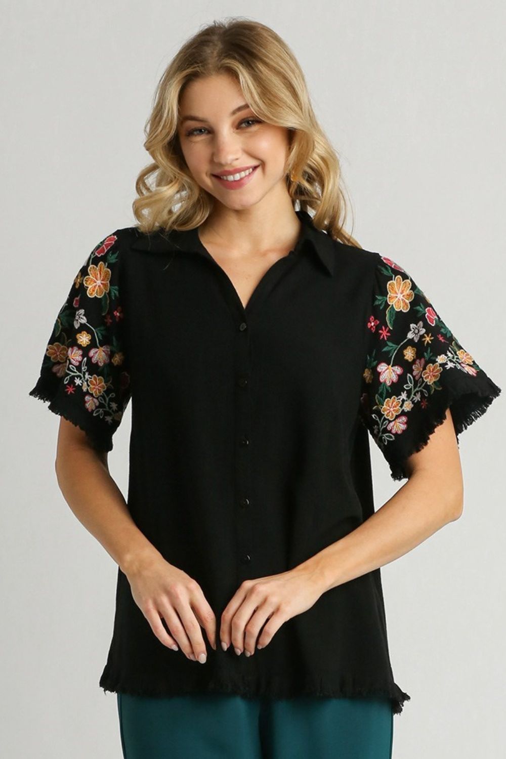 Umgee Linen Shirt Black with Embroidered Short Sleeves Raw Hem Top ae70ec04-eeda-45fa-8d20-66b2b5036612-Max Trendsi