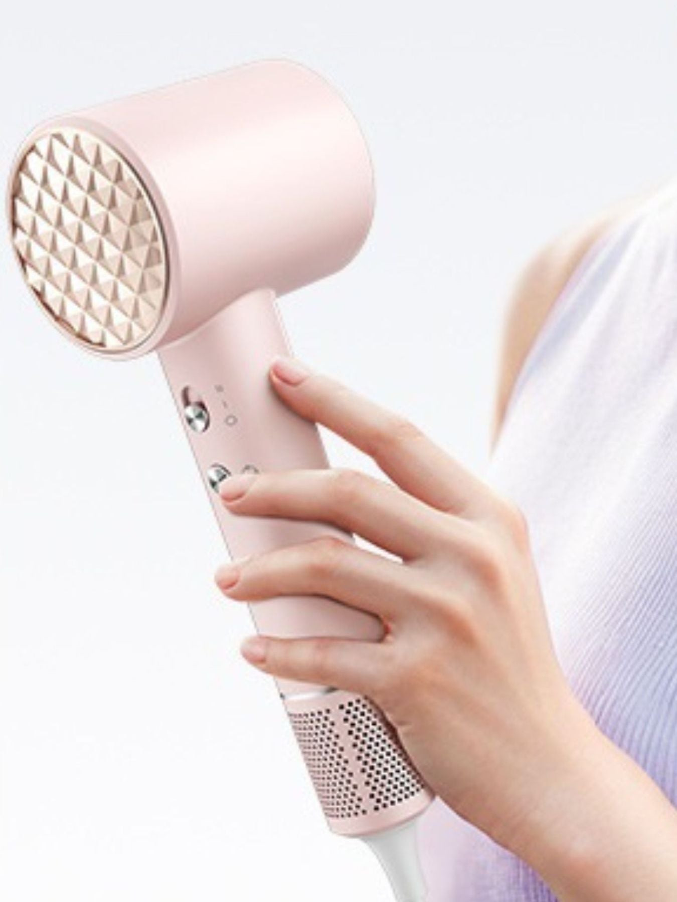 af33a4d0-839e-41b8-bd9f-8bc1ea21e6d8-Max