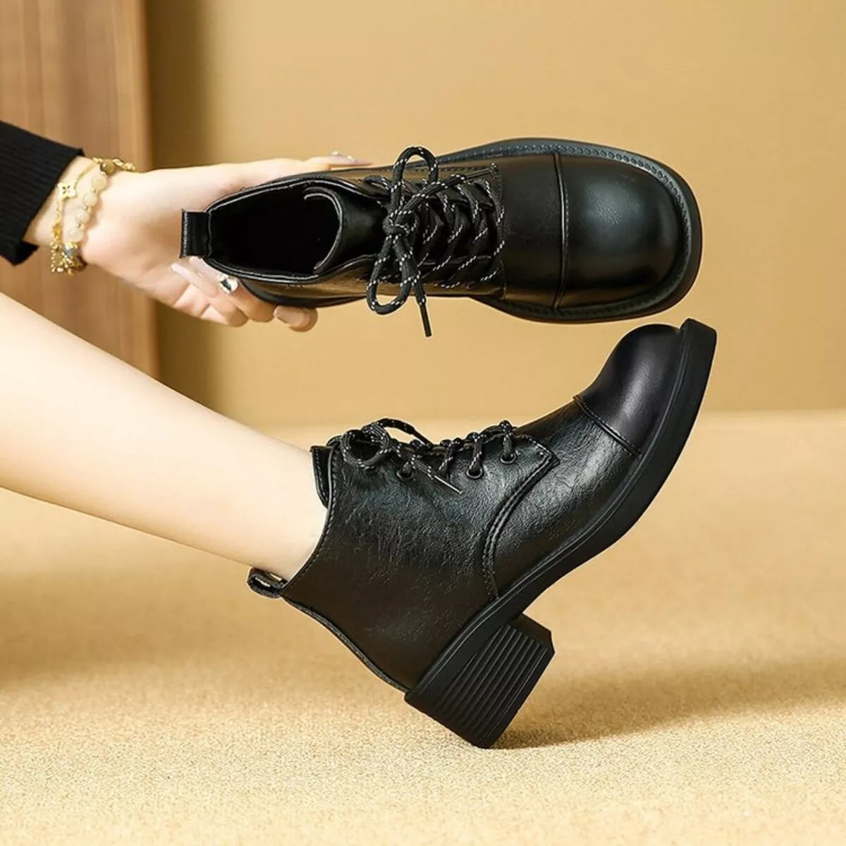 Women's Ankle Boots Pu Leather Round Toe Block Mid Heels Shoes af33f47f9e4040a5950f1b6f61b208e1-Max-Origin Trendsi