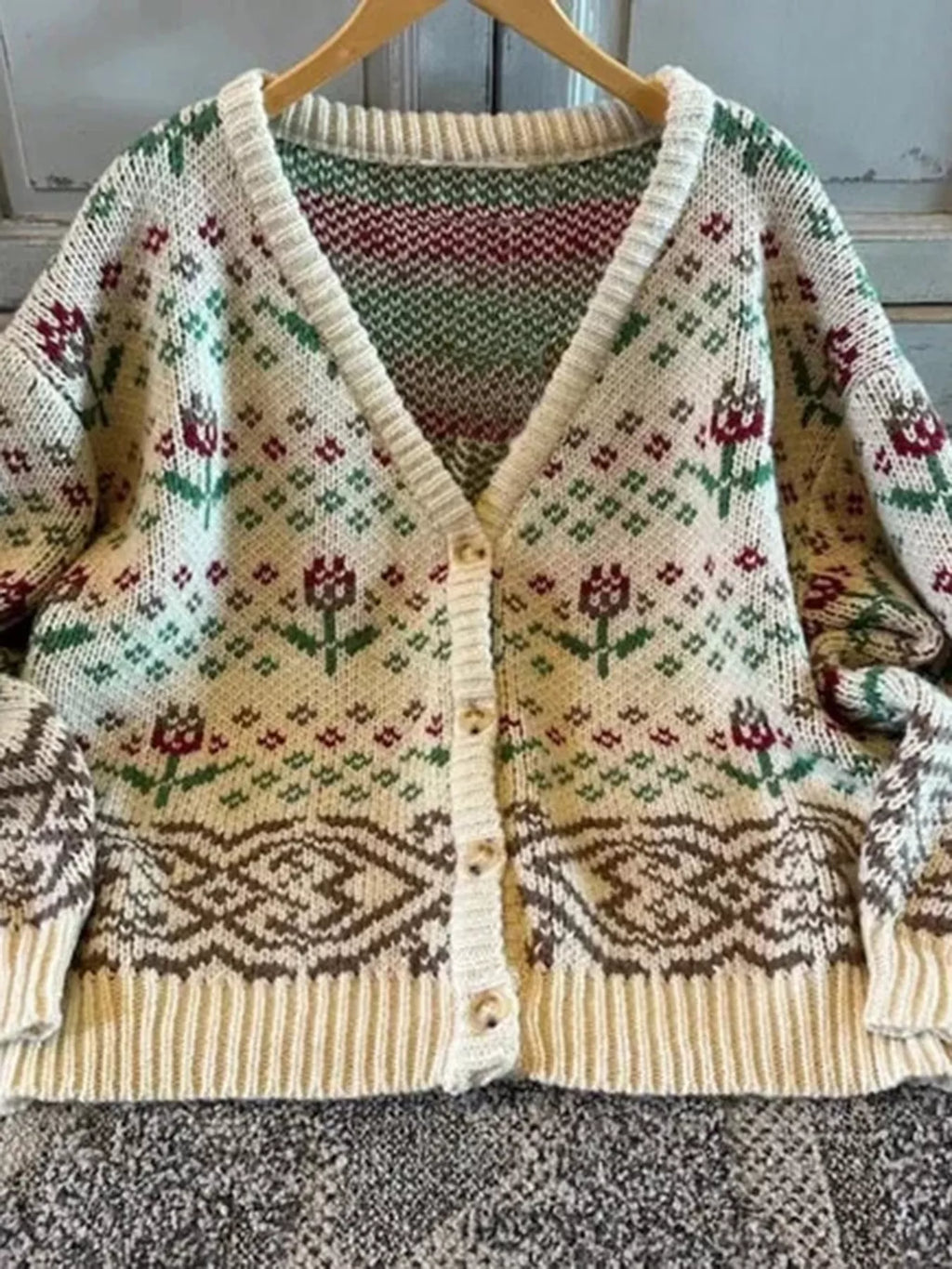 Women's Cardigan Beige Floral Knit Pattern Button-Up Long Sleeve af3ffbda-c34e-4630-8209-f5e26e29b051-Max-Origin Trendsi