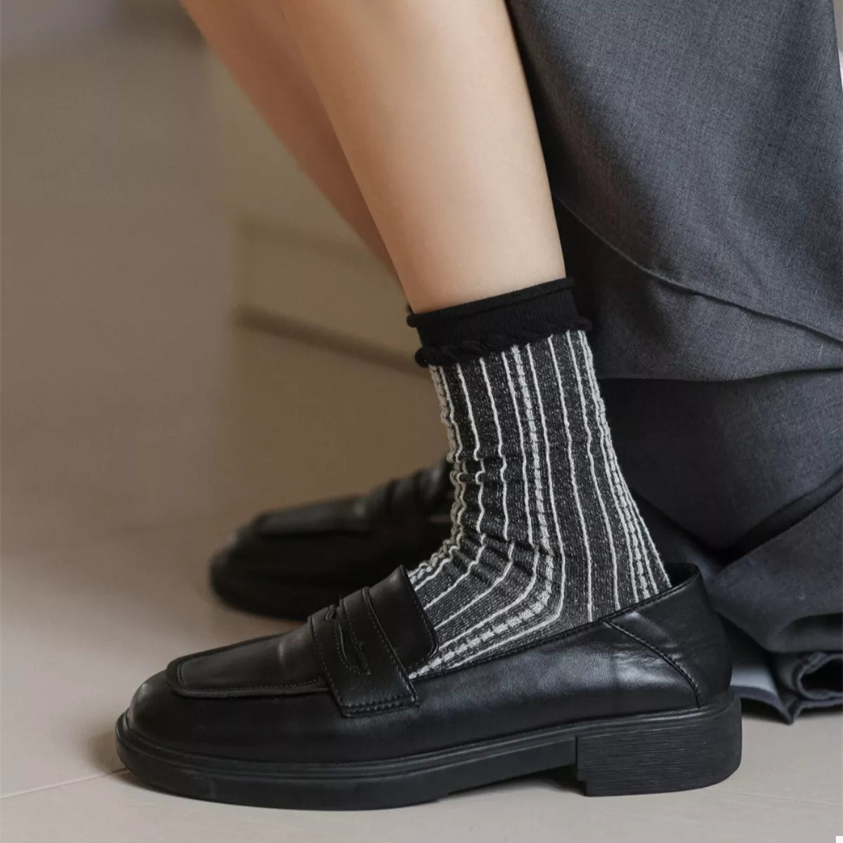 Women's Crew Socks Cotton Two-Tone Knit afd1a9ea-65b5-4d91-80b7-f98815fd2703-Max-Origin Trendsi