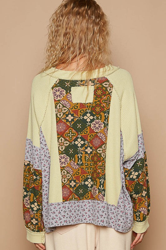 POL Women Knit Top Floral Exposed Seam Printed Notched Raglan Long Sleeve