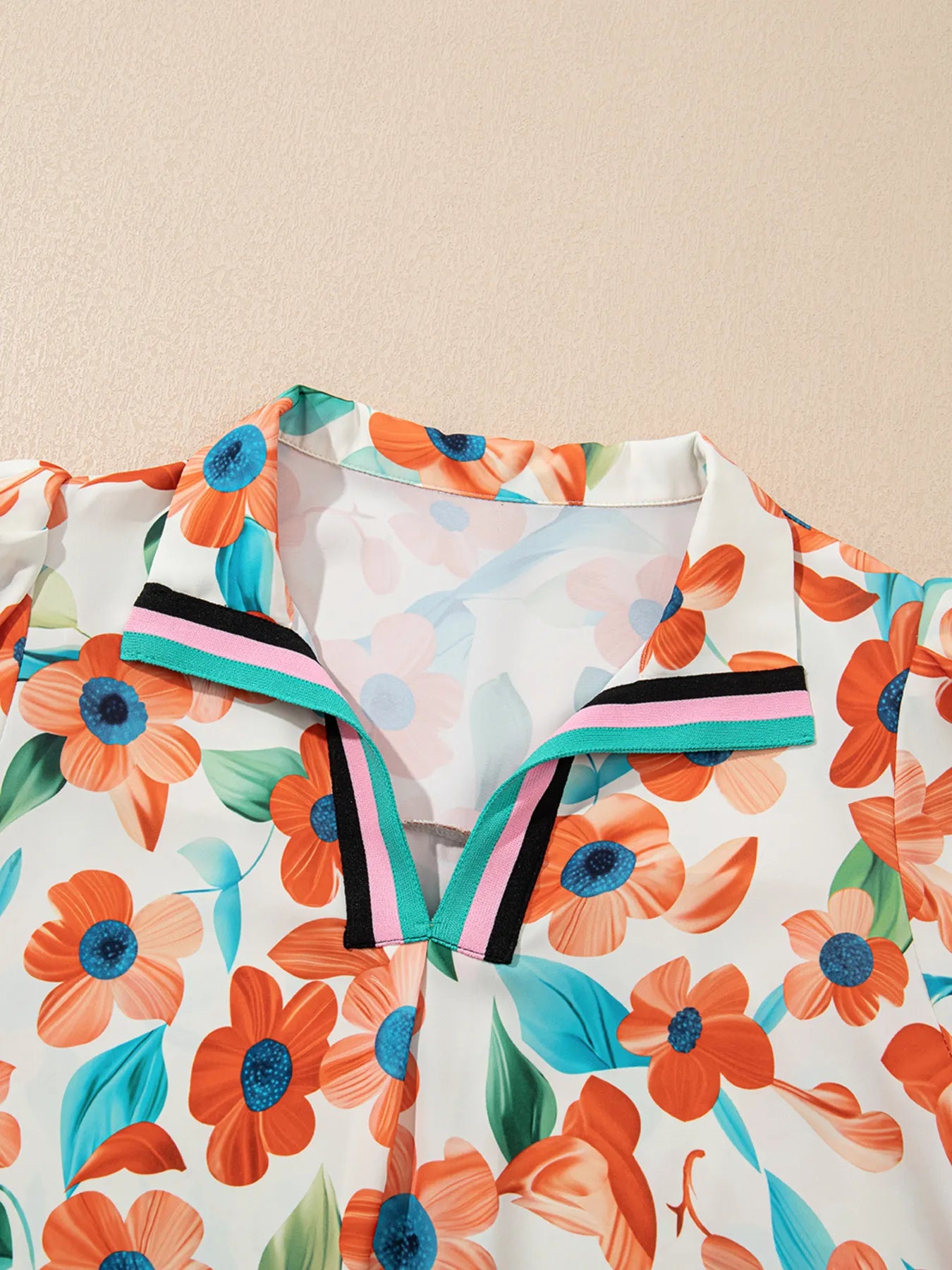 Mini Floral Dress Contrast Trim Split Neck Puff Short Sleeve Tiered b1d37ad20d39469d9cff31a2f20261fe-Max-Origin Trendsi